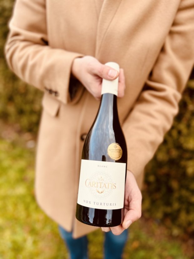Via Caritatis - Vox Turturis Blanc 2023 - Balení: 4 lahve (výhodné balení)